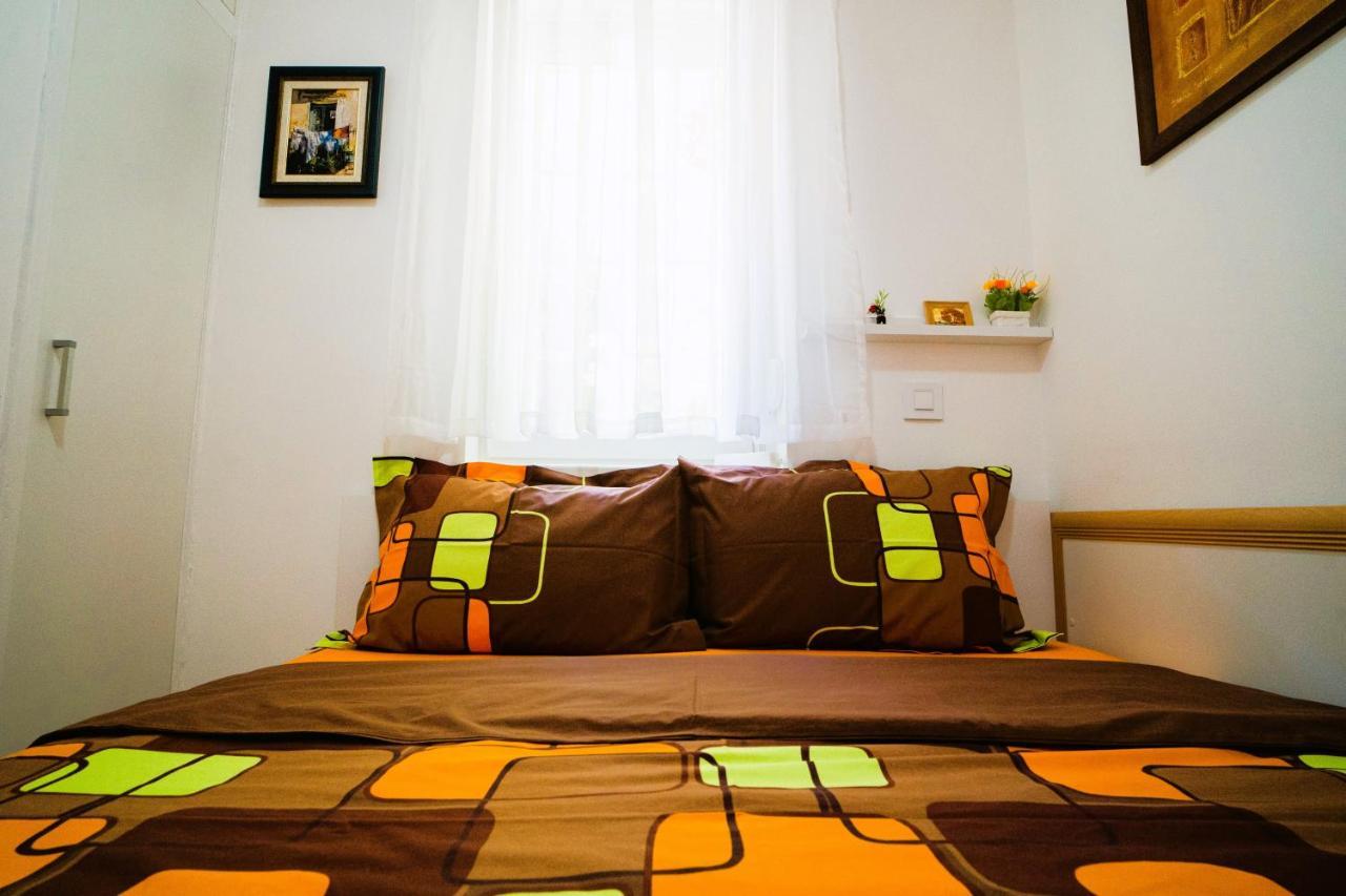 Golden Place Belgrado Exterior foto